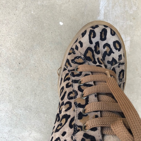 STEVEN BY STEVE MADDEN | sneaker wedge bootie - Picture 2 of 8